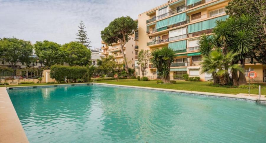 Stylish 3 Bedroom Penthouse In Marbella Centre With Large Pool Close To The Beach Eksteriør bilde